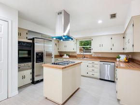 3001  Lavita Lane , Farmers Branch Texas 75234