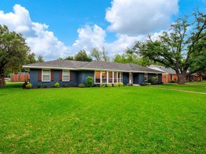 3001  Lavita Lane , Farmers Branch Texas 75234