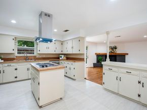 3001  Lavita Lane , Farmers Branch Texas 75234