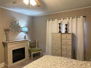 1126 S Oak Cliff Boulevard , Dallas Texas 75208
