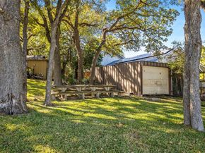 916  Kimbrough Road , Azle Texas 76020