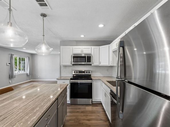 301 N Cottonwood Drive , Richardson Texas 75080