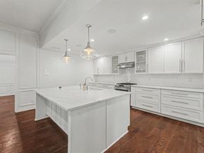 6812  Summer Meadow Lane , Dallas Texas 75252