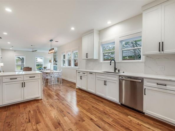 734 N Montclair Avenue , Dallas Texas 75208
