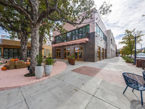 734 N Montclair Avenue , Dallas Texas 75208