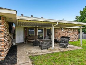 813  Oakbluff Drive , Lancaster Texas 75146