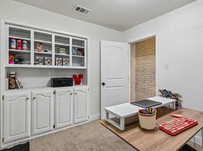 813  Oakbluff Drive , Lancaster Texas 75146