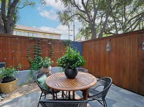3637  Hawthorne Avenue , Dallas Texas 75219