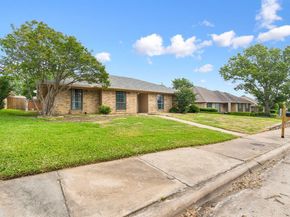 1949  Chesham Drive , Carrollton Texas 75007