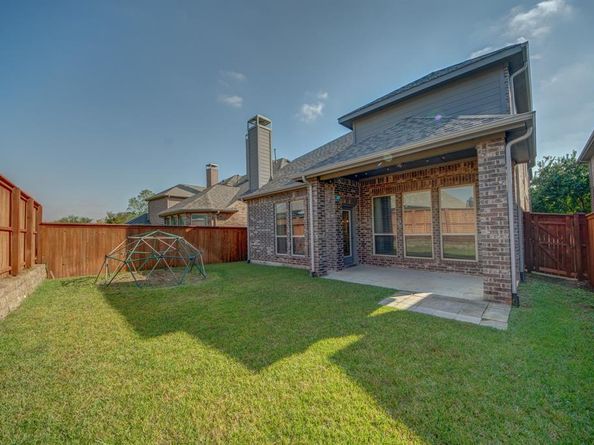 921  Montgomery Way , Argyle Texas 76226