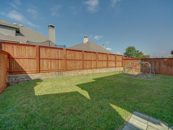 921  Montgomery Way , Argyle Texas 76226