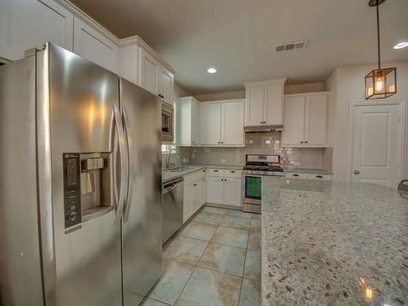921  Montgomery Way , Argyle Texas 76226
