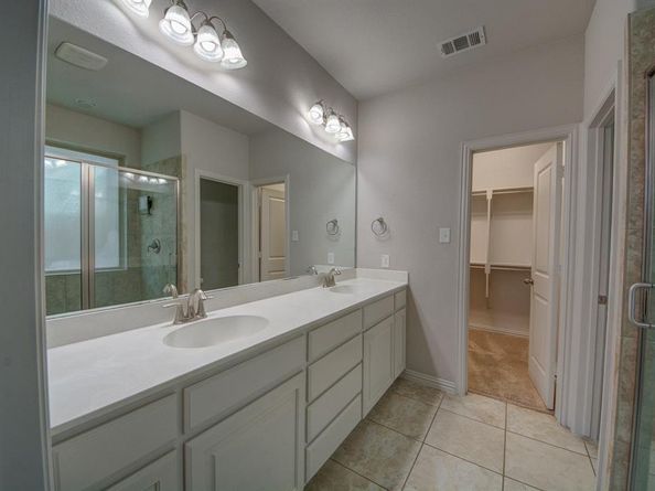 921  Montgomery Way , Argyle Texas 76226