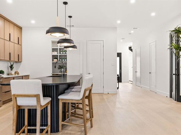 4322  Sexton Lane , Dallas Texas 75229