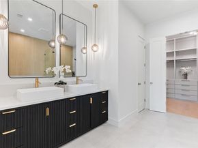 4322  Sexton Lane , Dallas Texas 75229