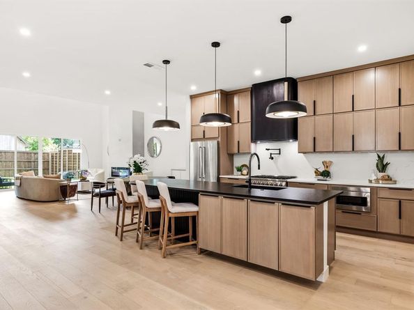 4322  Sexton Lane , Dallas Texas 75229