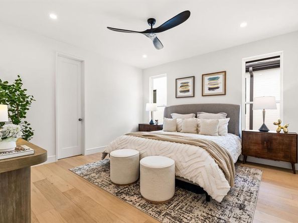 4322  Sexton Lane , Dallas Texas 75229