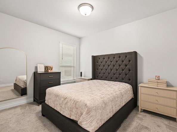 900  Mallard Avenue , Denton Texas 76210