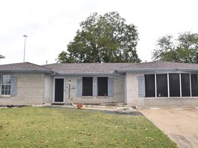 5245  Clubview Drive , Dallas Texas 75232