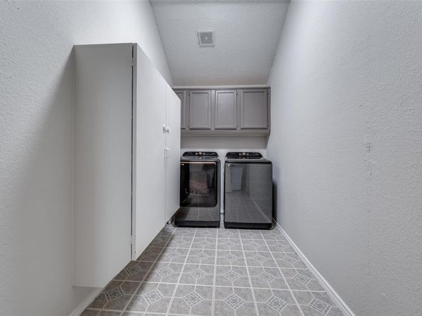 8204  Montecito Drive , Denton Texas 76210