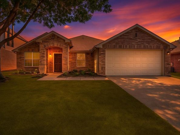 8204  Montecito Drive , Denton Texas 76210