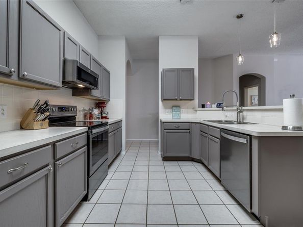 8204  Montecito Drive , Denton Texas 76210