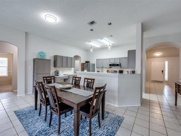 8204  Montecito Drive , Denton Texas 76210