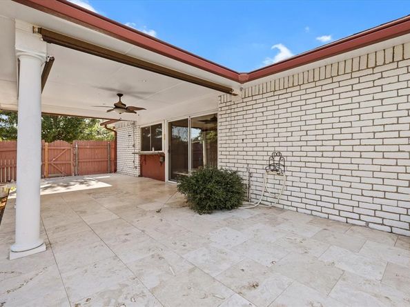 2721  Cedar Elm Lane , Garland Texas 75043