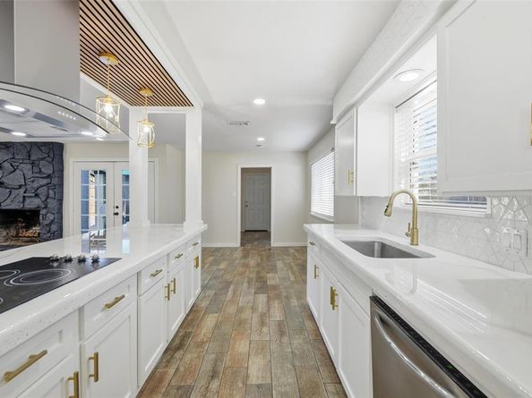 6400  Winn Street , Fort Worth Texas 76133