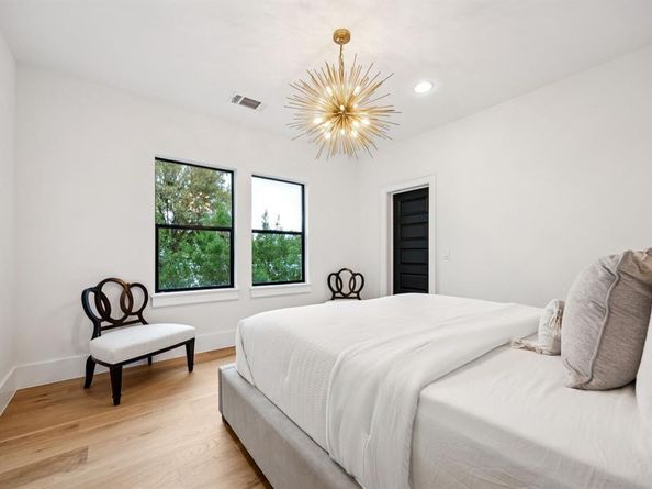 4330  Ridge Road , Dallas Texas 75229