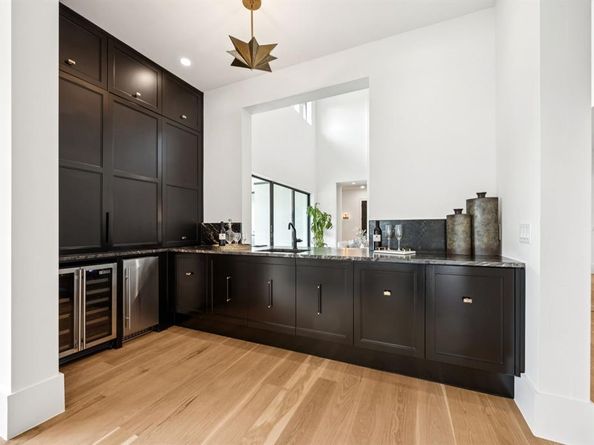 4330  Ridge Road , Dallas Texas 75229