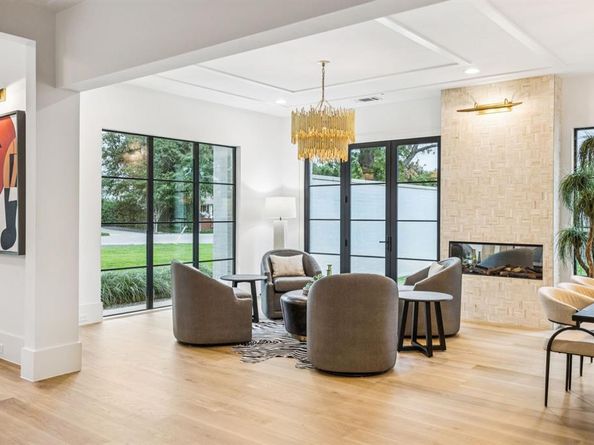 4330  Ridge Road , Dallas Texas 75229