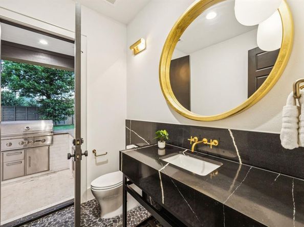 4330  Ridge Road , Dallas Texas 75229