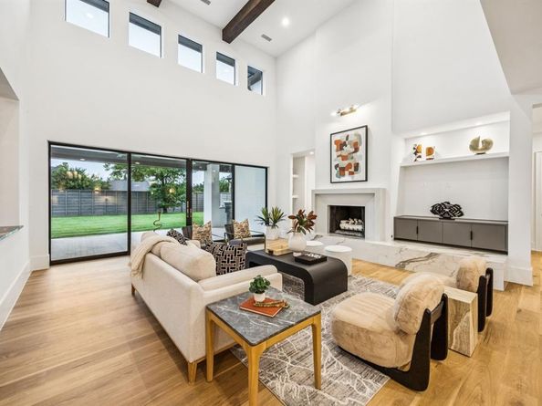 4330  Ridge Road , Dallas Texas 75229