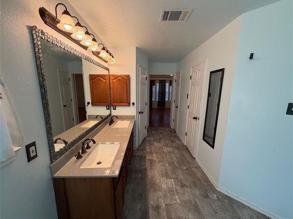 1526  Harvest Run Drive , Allen Texas 75002