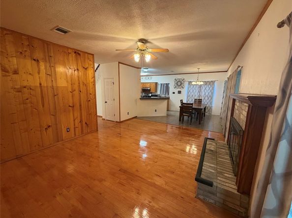 1526  Harvest Run Drive , Allen Texas 75002