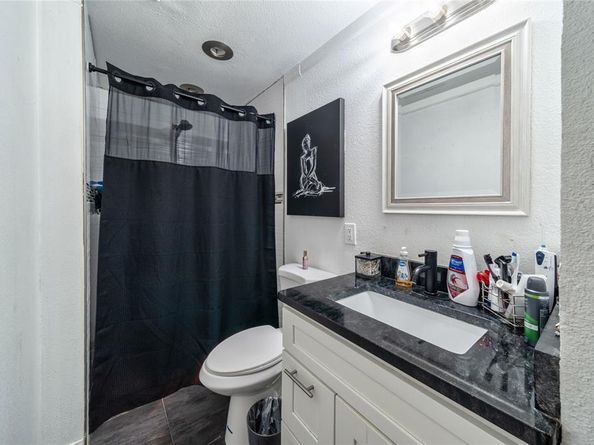 6110  Caracas Drive , Dallas Texas 75232