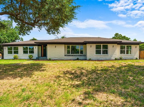 720  BURLESON Street , Grand Prairie Texas 75050