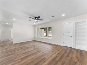 720  BURLESON Street , Grand Prairie Texas 75050