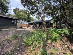 1410  Tanglewood Lane , Garland Texas 75042