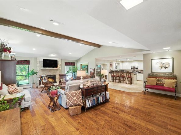 7025  Riverport Road , Fort Worth Texas 76116