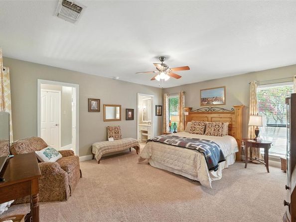 7025  Riverport Road , Fort Worth Texas 76116