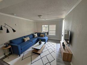 2729  Avenue C  , Fort Worth Texas 76105