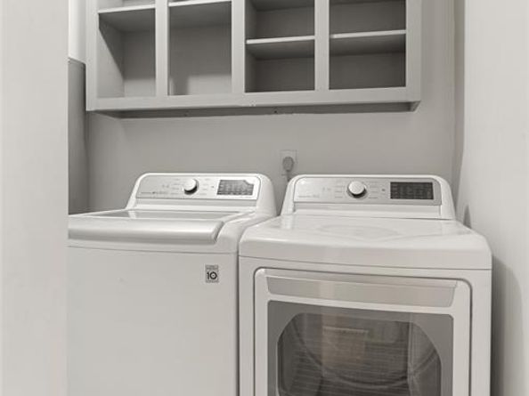 10005  Newcombe Drive , Dallas Texas 75228