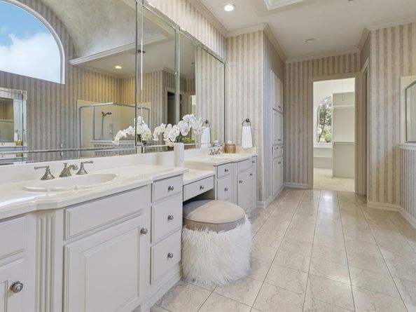 1403  Lands End Court , Southlake Texas 76092