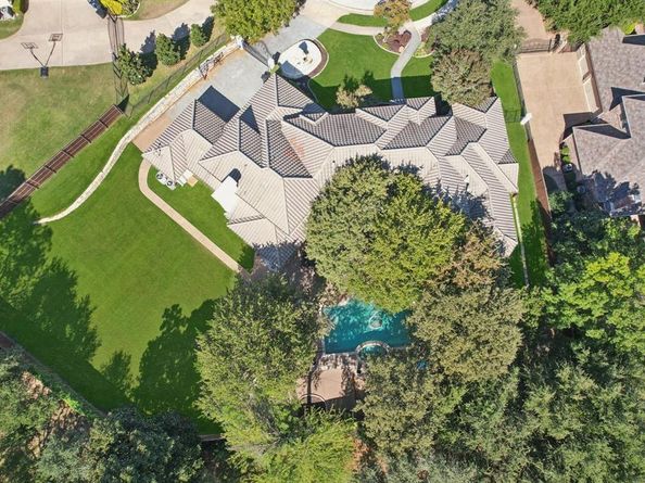 1403  Lands End Court , Southlake Texas 76092