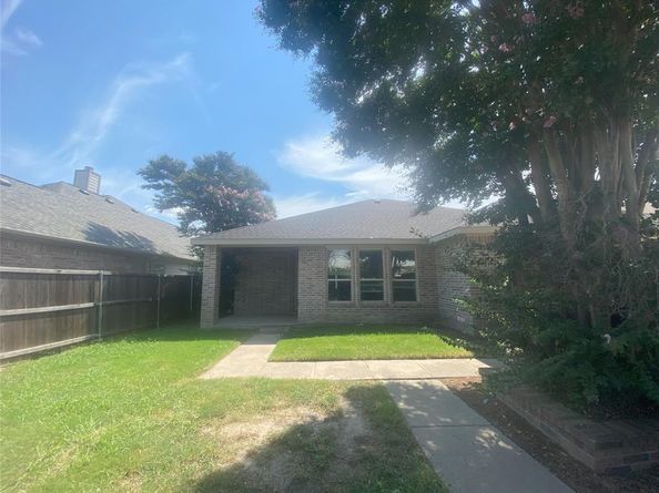 9101  Shipman Street , Rowlett Texas 75088
