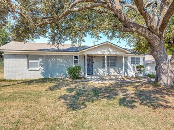1708 S Cravens Road 