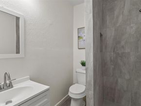 3521  Avenue H  , Fort Worth Texas 76105