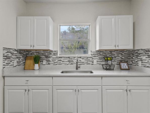 3521  Avenue H  , Fort Worth Texas 76105